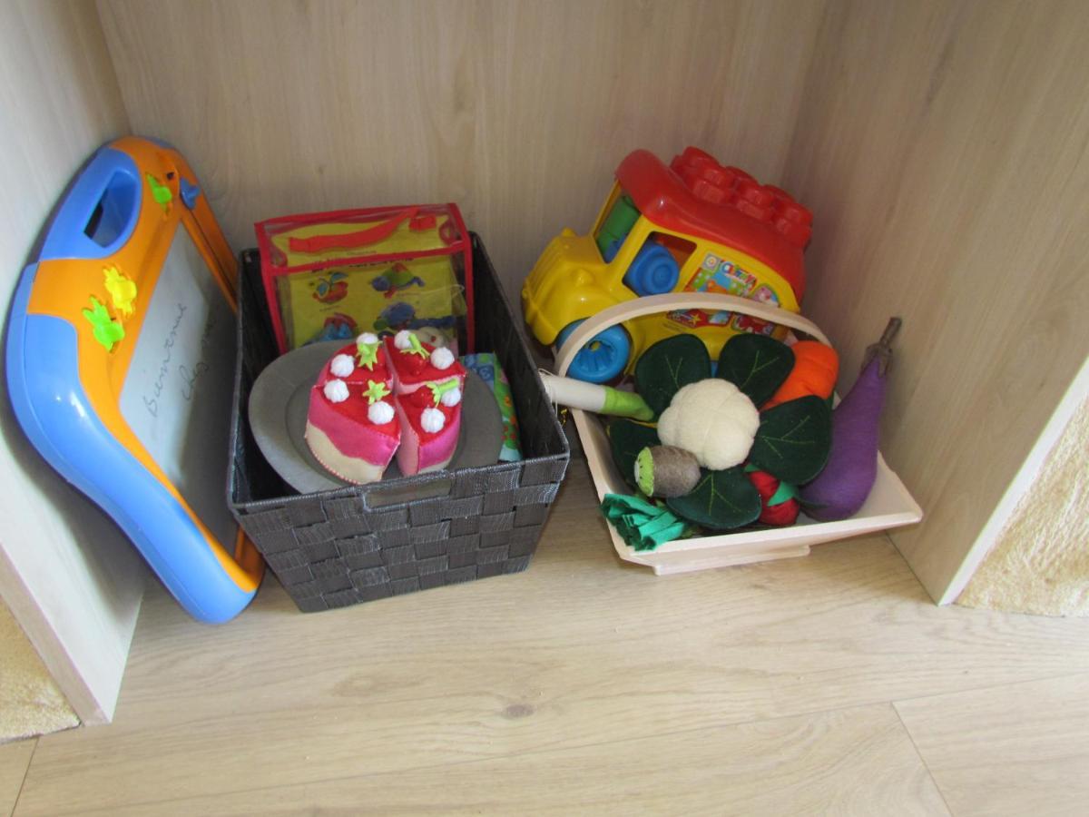 Montournais Gite La Petite Maison מראה חיצוני תמונה