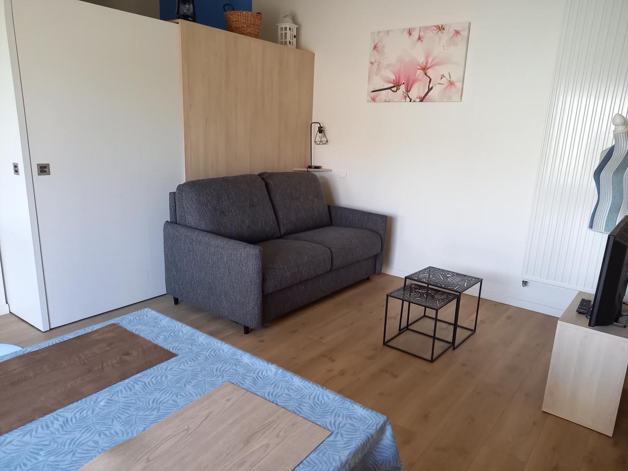 Montournais Gite La Petite Maison מראה חיצוני תמונה