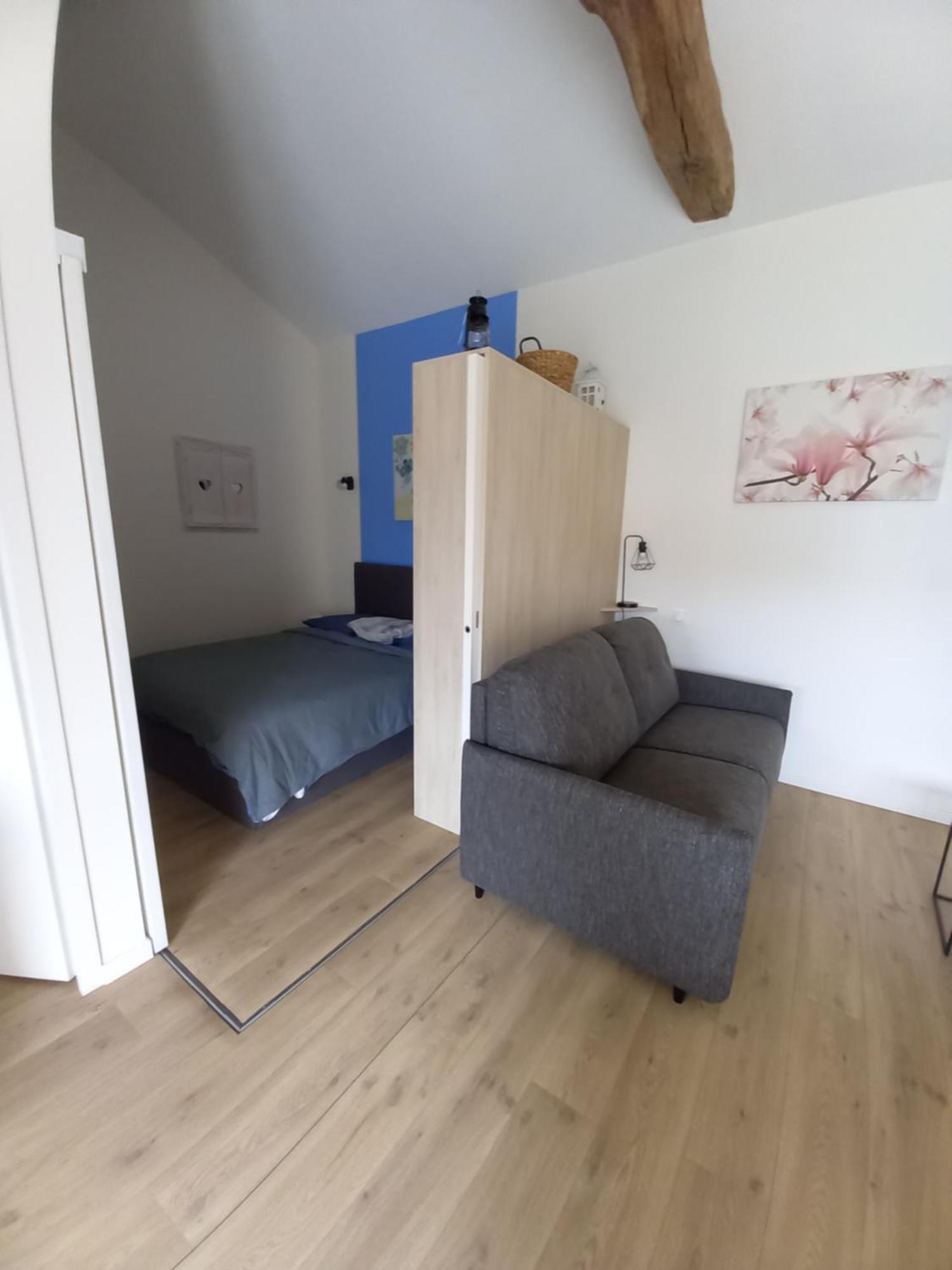 Montournais Gite La Petite Maison מראה חיצוני תמונה